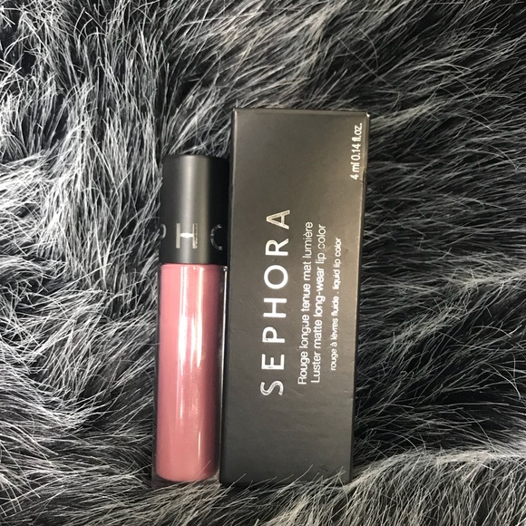 Sephoras Fig Luster Matte Lipstick